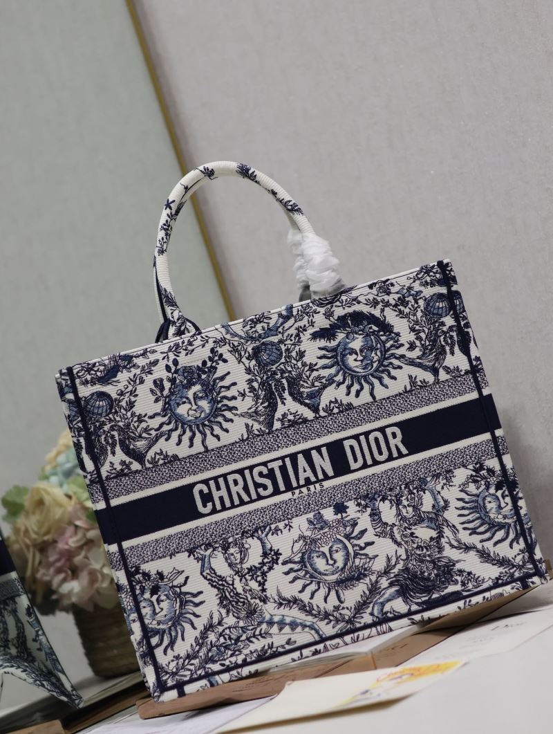 Christian Dior Shopping Bags